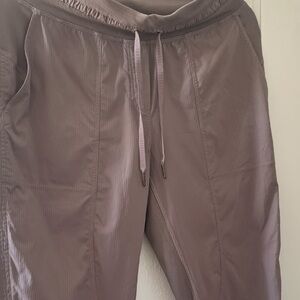 lululemon dance studio crop pants 25”